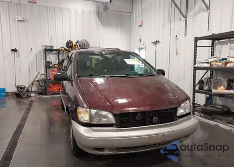 1998 Toyota Sienna Xle из США, поврежденный, VIN 4T3ZF13CXWU070319